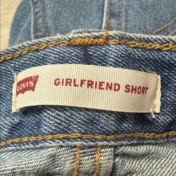 Levi's Kids Classic Blue Denim Shorts B5 - Picture 2 of 4